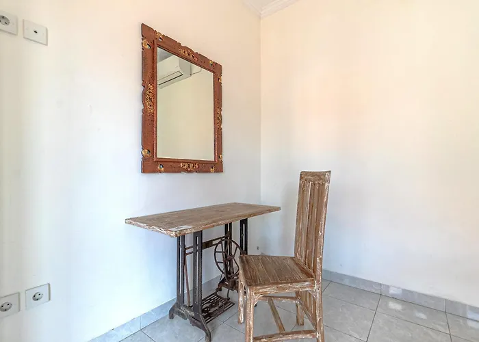 Azalea & Quarto em Acomodações Particulares