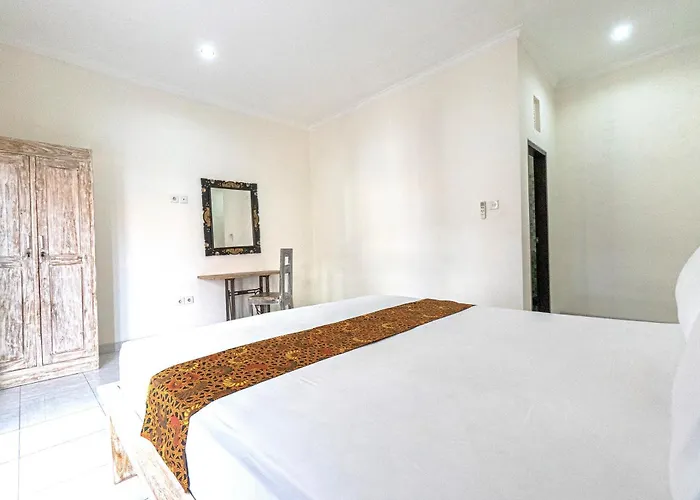 Azalea & Quarto em Acomodações Particulares Canggu